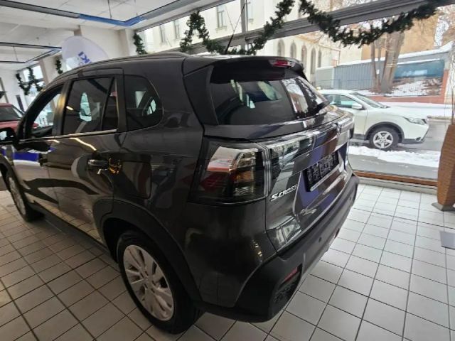 Suzuki S-Cross Hybrid