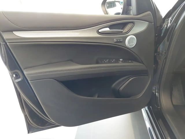 Alfa Romeo Stelvio AWD
