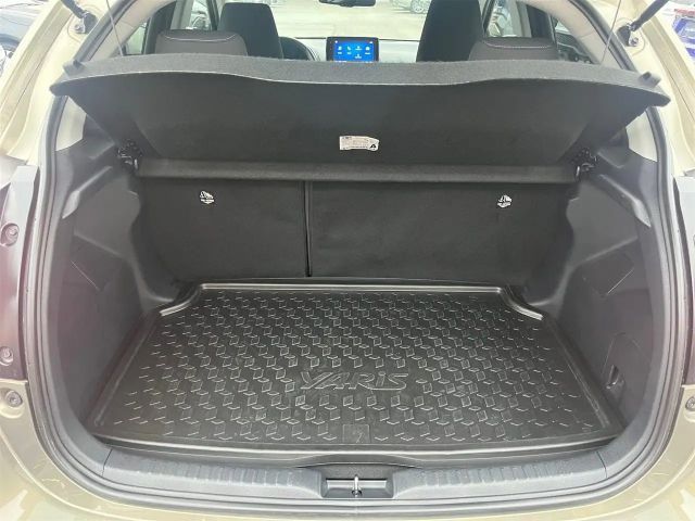 Toyota Yaris Active Hatchback Hybride