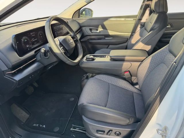 Nissan Ariya 63 kWh 22kW CCS Wärmepumpe Alcantara Kamera SHZ Na