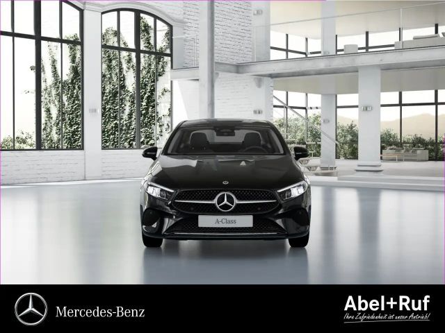 Mercedes-Benz A 200 A 200 d Progressive