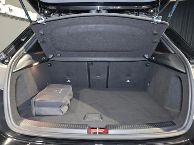 Mercedes-Benz A 250 A 250 e AMG Line