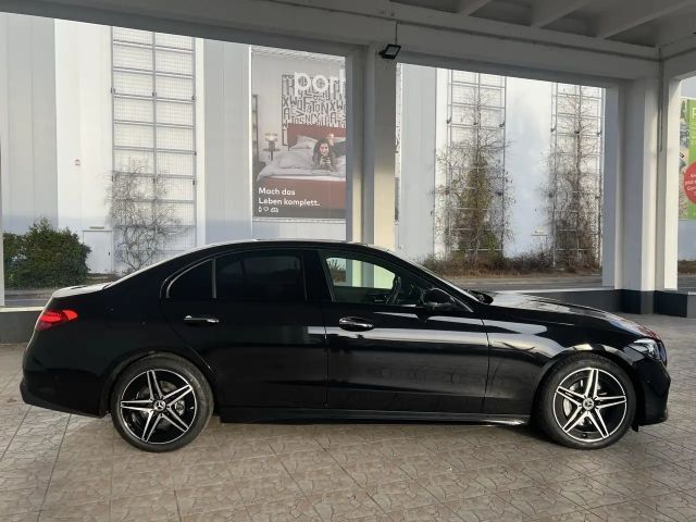 Mercedes-Benz C 180 AMG Line Sedan
