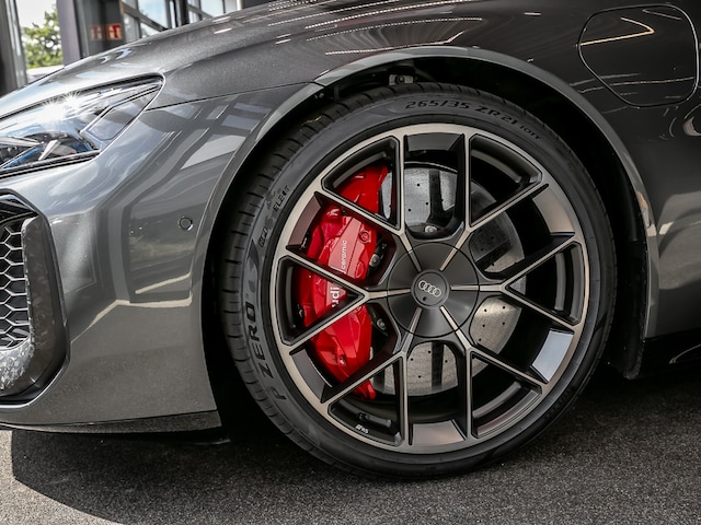 Audi RS e-tron GT Performance Quattro