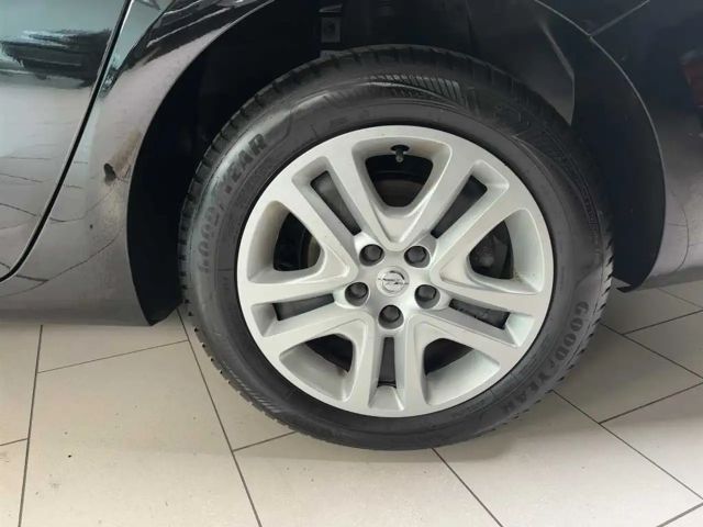 Opel Astra Edition Sports Tourer