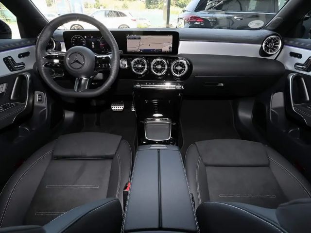 Mercedes-Benz CLA 220 AMG Line CLA 220 d