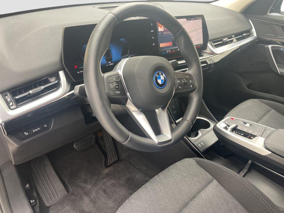 BMW iX2 eDrive20