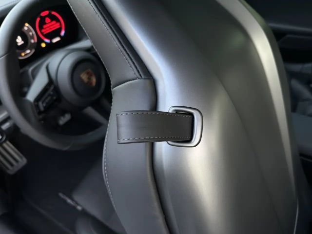 Porsche 992 Carrera Coupé Turbo