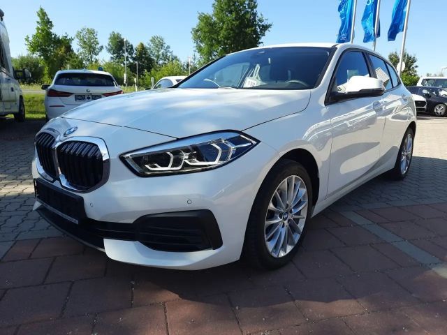BMW 118 118i Advantage pakket Sedan