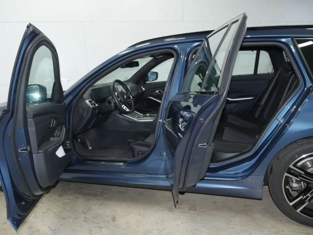 BMW 320 320d M-Sport Touring xDrive