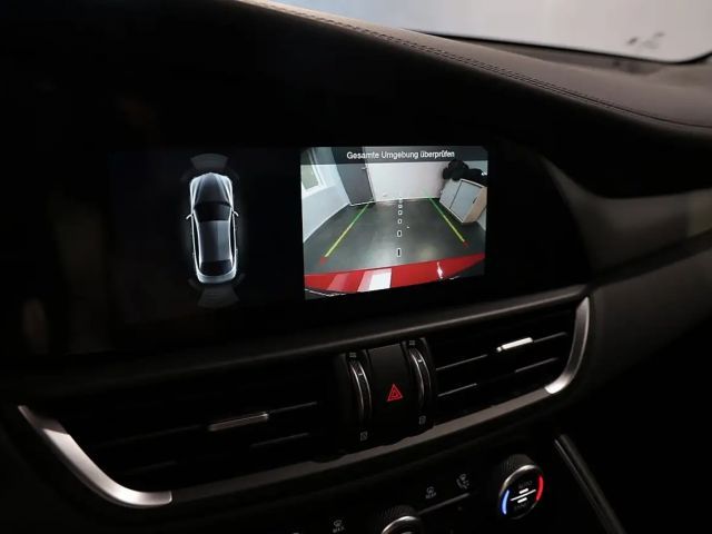 Alfa Romeo Giulia AT8 Q4 Veloce