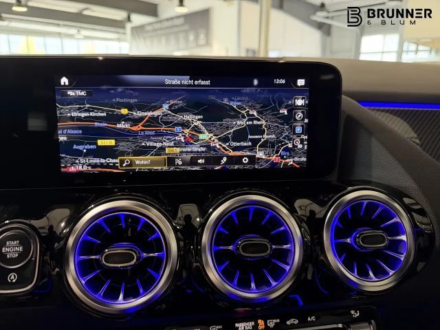 Mercedes-Benz GLA 200 AMG Line Premium