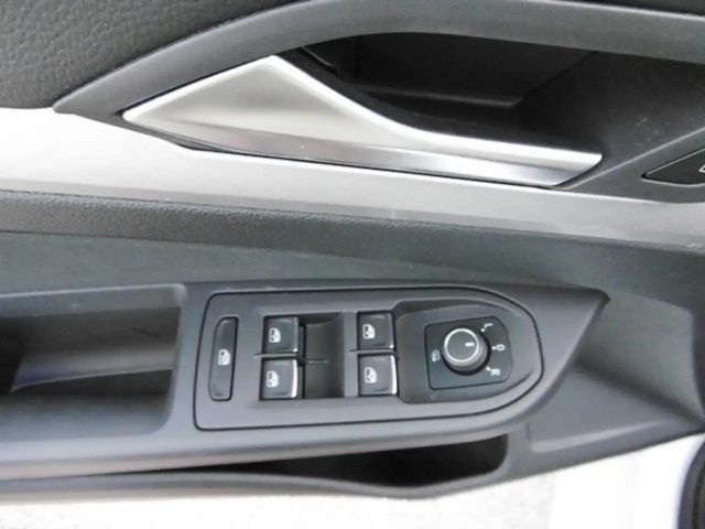 Volkswagen Golf 1.5 TSI Golf VIII Life