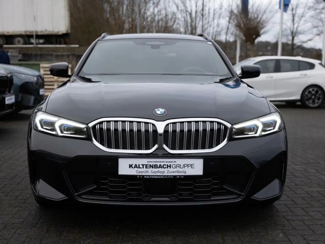 BMW 320 320i M-Sport Touring