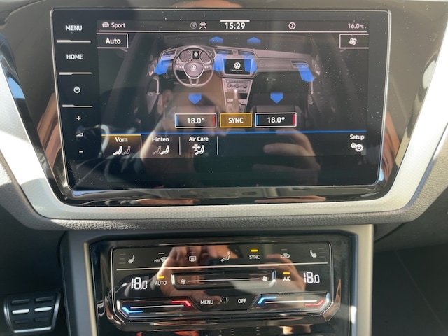 Volkswagen Touran 1.5 TSI DSG