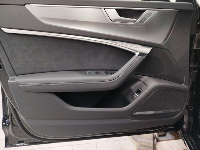 Audi S6 Avant Quattro