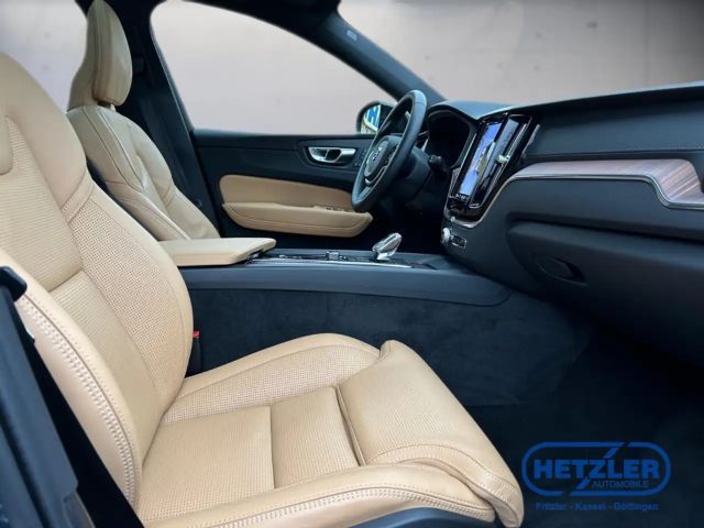 Volvo XC60 AWD Dark Ultra