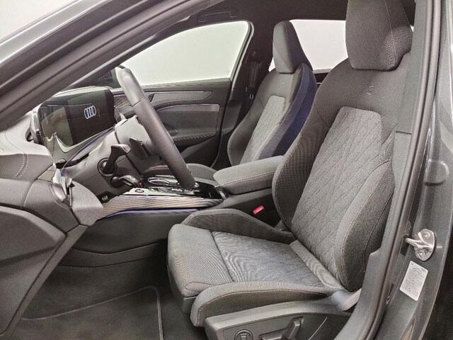 Audi A6 Avant Quattro S-Tronic