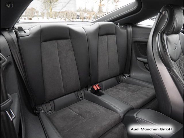 Audi TTS Coupé Quattro S-Tronic