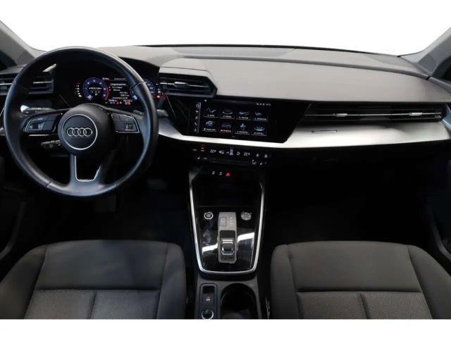Audi A3 30 TDI Sedan Sportback
