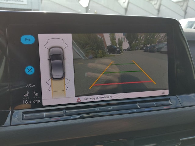 Volkswagen Golf 1.5 TSI DSG