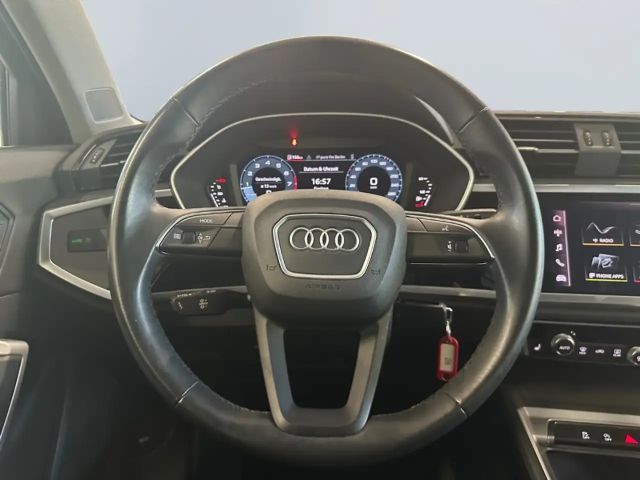 Audi Q3 35 TFSI S-Tronic