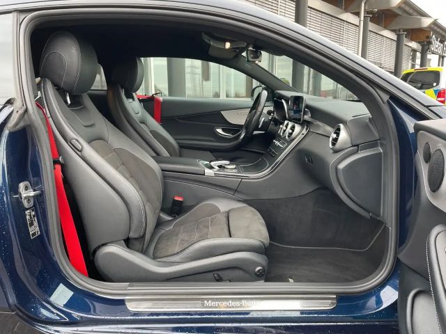 Mercedes-Benz C 200 AMG Line Coupé