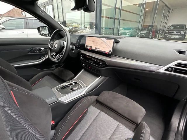 BMW 330 330d M-Sport Touring xDrive