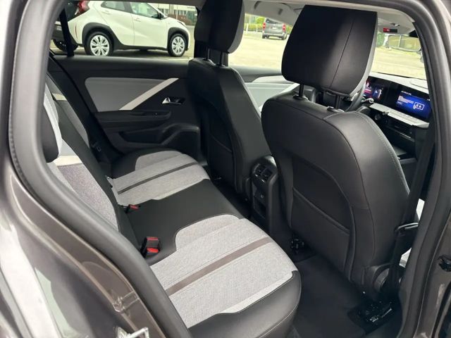 Opel Astra 1.5 Turbo Elegance Sports Tourer