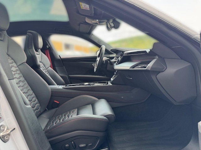 Audi RS e-tron GT Quattro