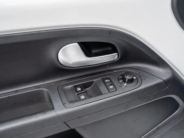 Volkswagen up! 1.0 MPI Active