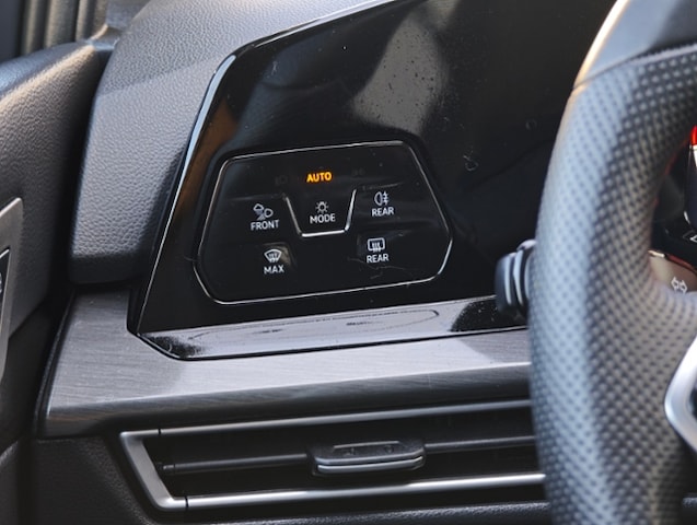 Volkswagen Golf 2.0 TSI DSG Golf VIII