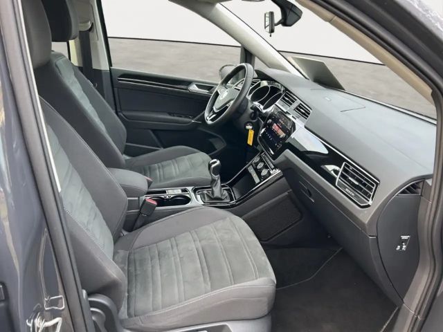 Volkswagen Touran 1.5 TSI Highline