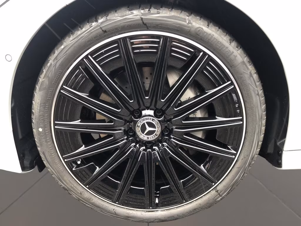 Mercedes-Benz CLE 300 4MATIC AMG Line