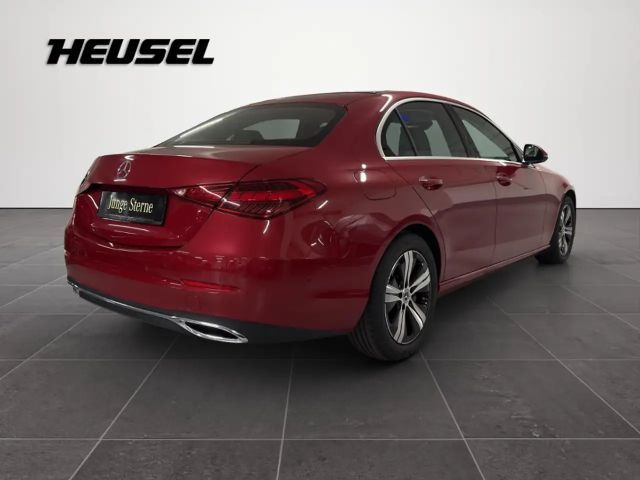 Mercedes-Benz C 180 AVANTGARDE Sedan