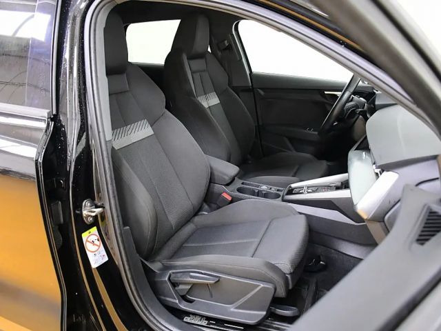 Audi A3 30 TFSI S-Tronic Sedan