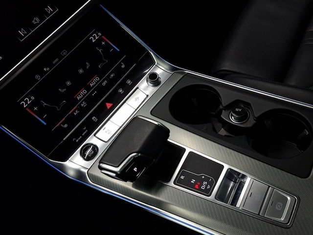 Audi A6 55 TFSI Avant Quattro S-Tronic Sport