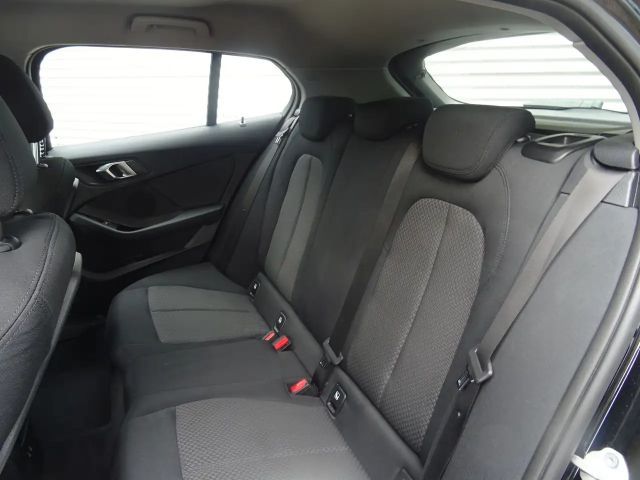 BMW 118 118i Advantage pakket Sedan