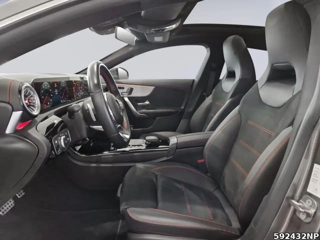 Mercedes-Benz CLA 250 AMG Line