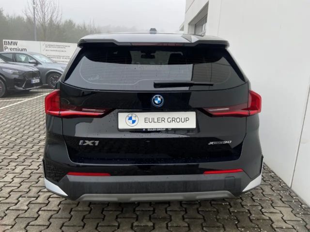 BMW iX1 xDrive