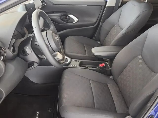 Mazda 2 Hybrid 1.5L Hybrid VVT-i Center-Line