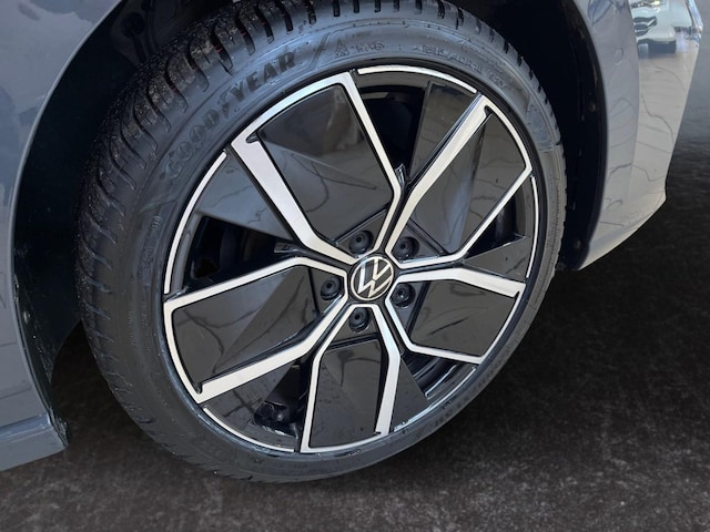 Volkswagen Golf 1.5 eTSI DSG Golf VIII