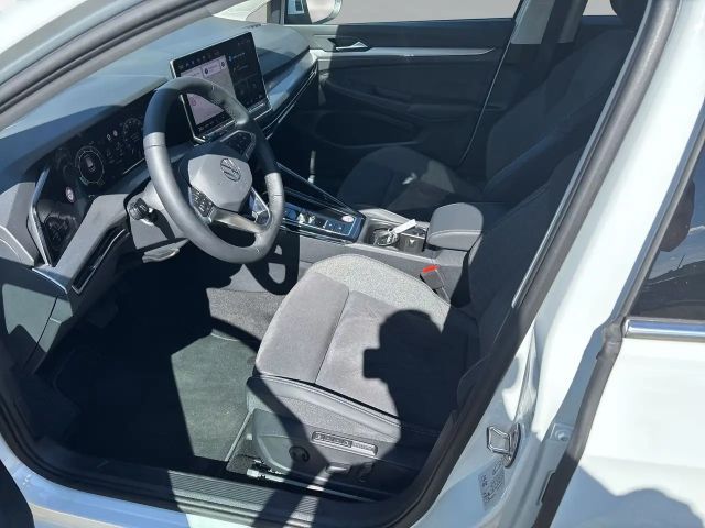 Volkswagen Golf 1.5 eTSI Golf VIII Style