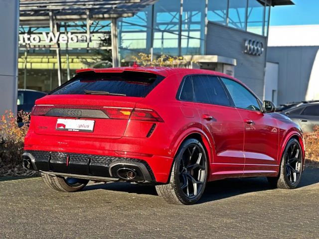 Audi RS Q8 Performance