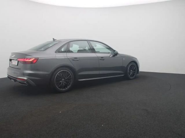Audi A4 40 TDI S-Line Sedan