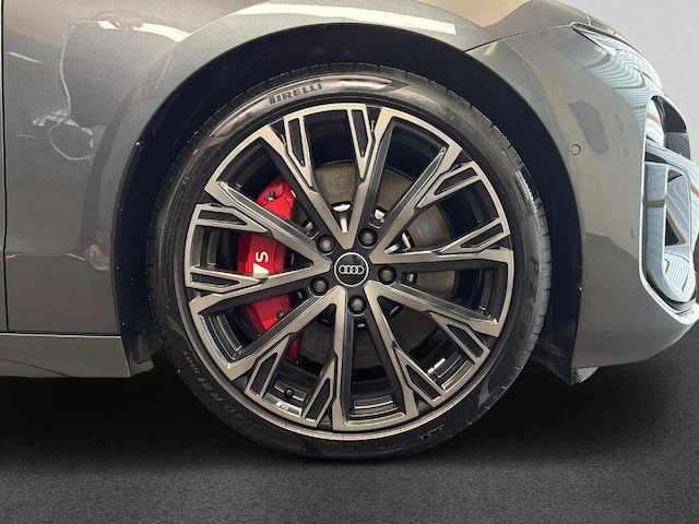 Audi A6 e-tron Avant Quattro