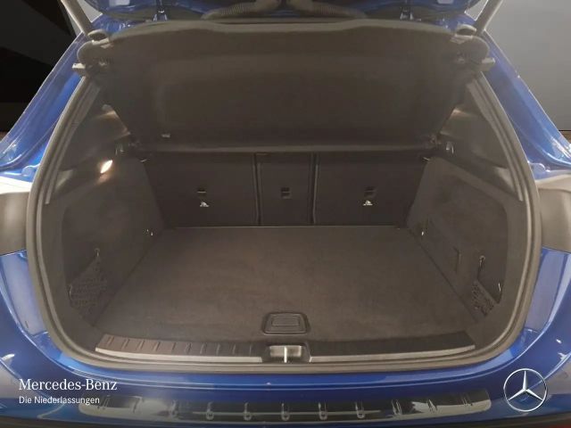 Mercedes-Benz GLA 180 Progressive