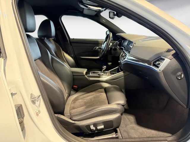 BMW 330 330i M-Sport Sedan