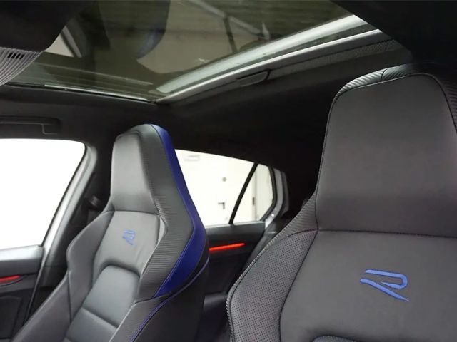 Volkswagen Golf 2.0 TSI DSG