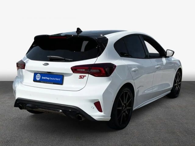 Ford Focus ST Line
